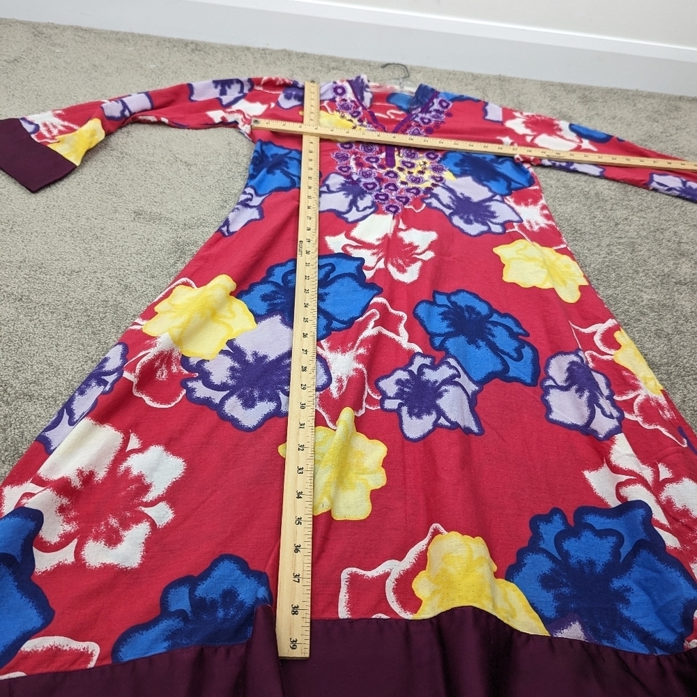 Vibrant Floral Tunic Dress - Women's Approximate Size M - Picture 3 of 4